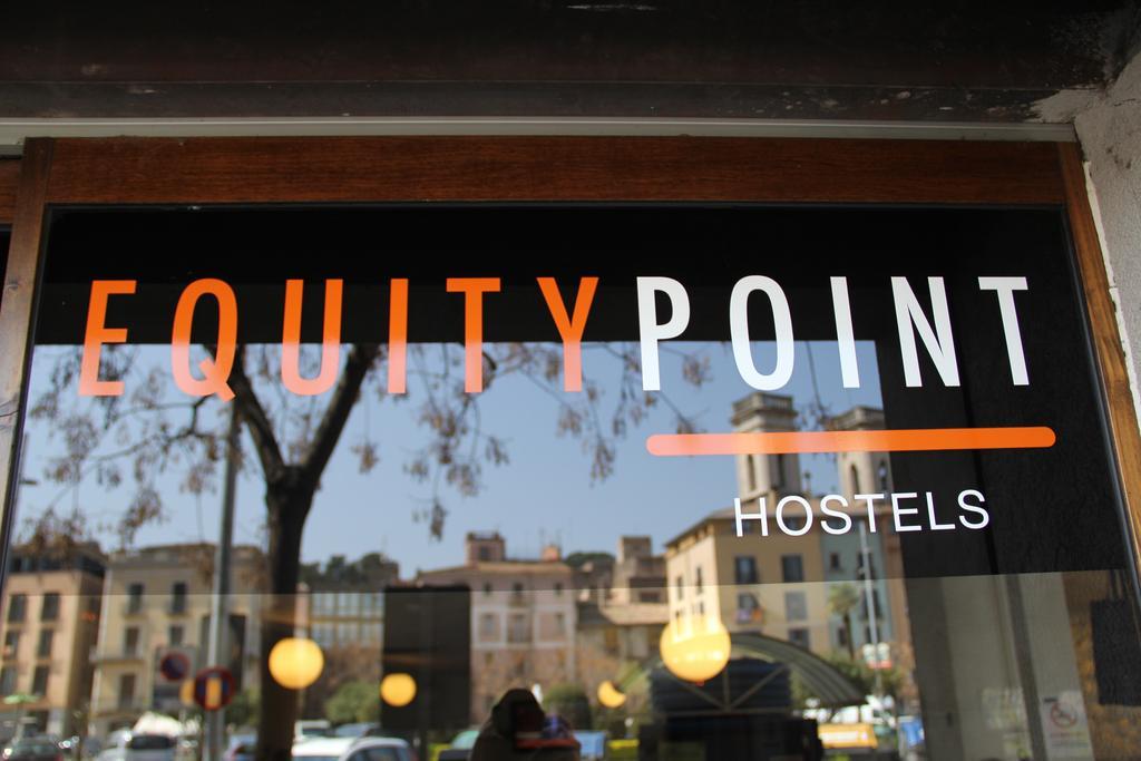 Equity Point Hostel Girona ジローナ エクステリア 写真